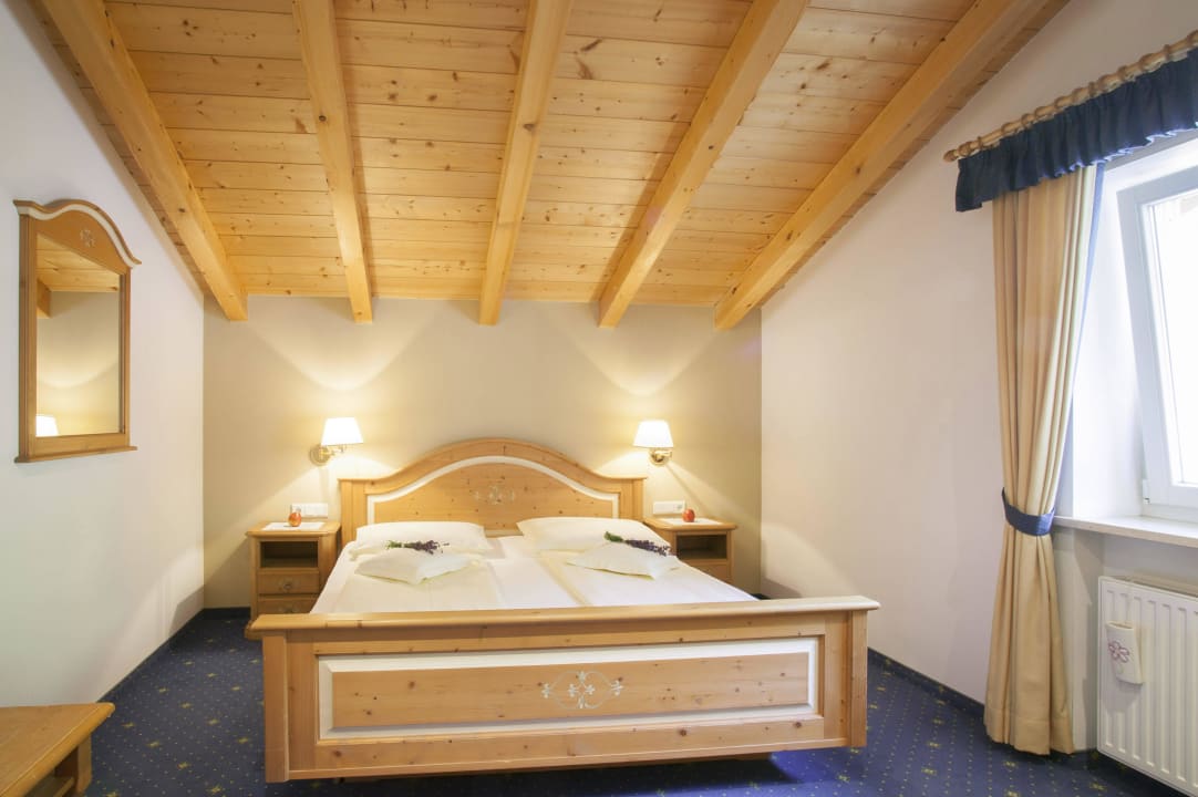 Schlafzimmer Appartment Boymont Volkmar - Appartments & More
