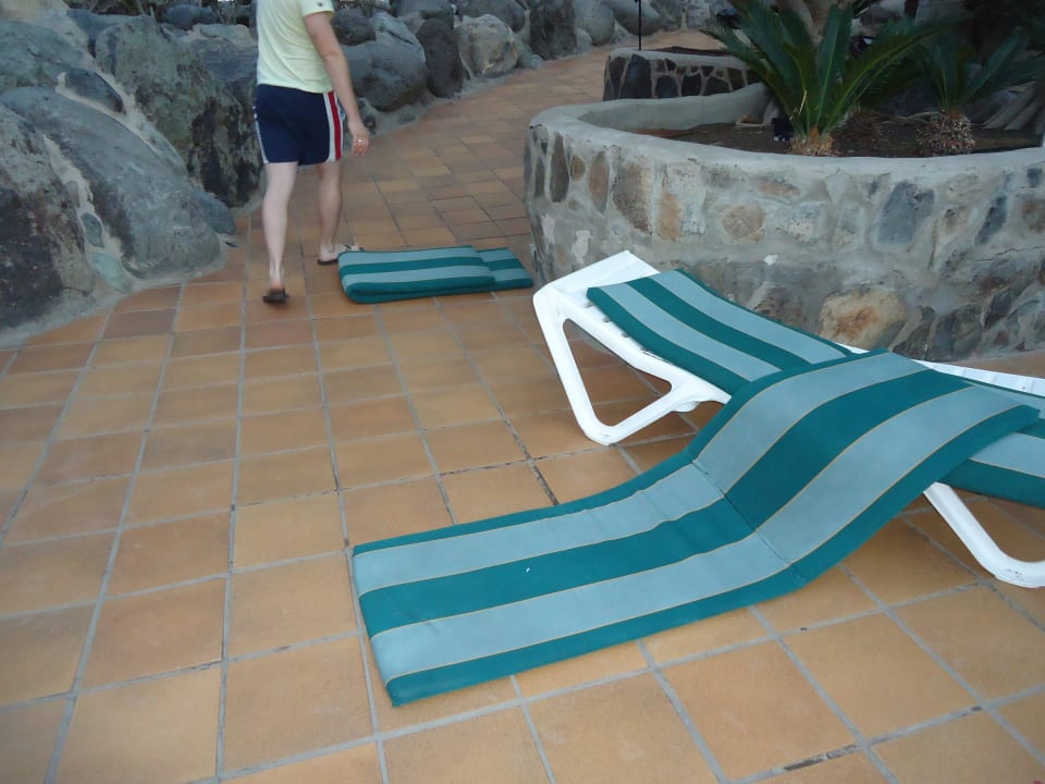 Polster liegen überall herrum Abora Buenaventura by Lopesan Hotels