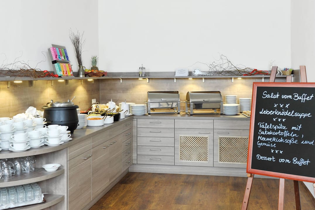 Buffet Appartementhaus Rottalblick