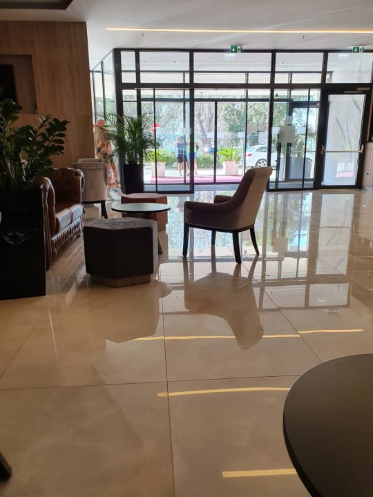 Lobby Hotel Plaza Duce