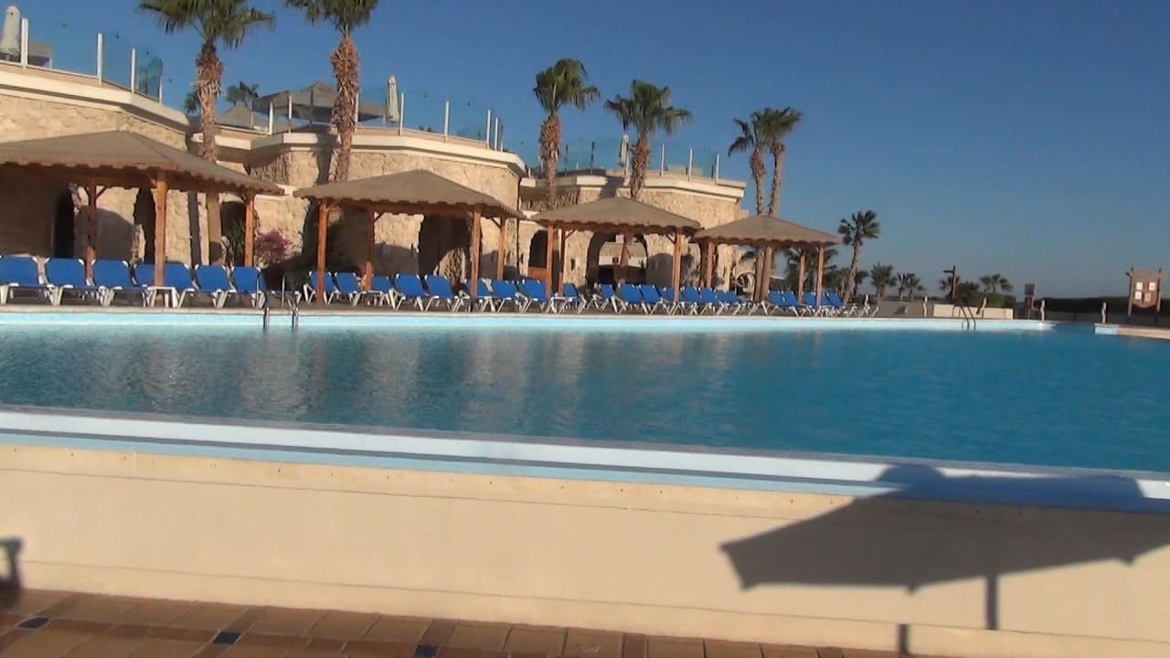 Infinity Pool Pickalbatros Citadel Resort