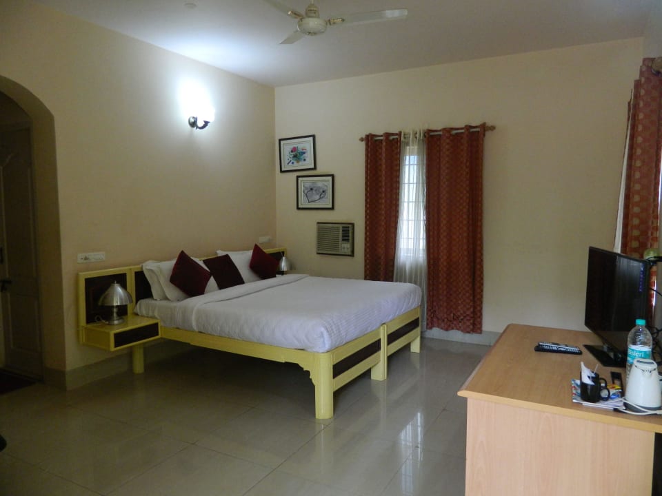 Deluxe A/c Room Fantasy Golf Resort