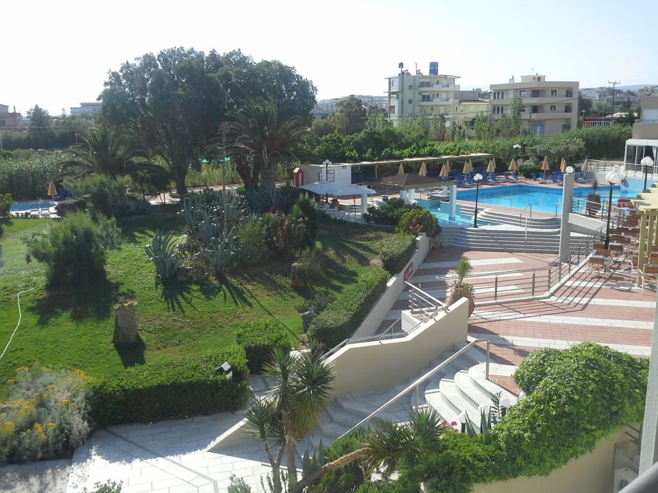 Vom Zimmer Santa Marina Beach