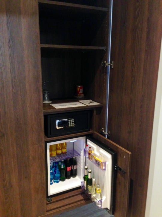Safe und Minibar Alpenhotel Kaiserfels