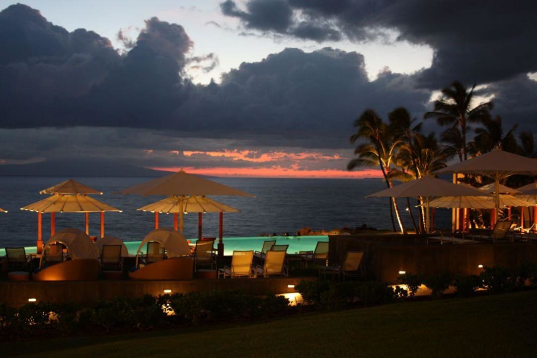 View from our room at night Hotel Wailea Beach Marriott Resort & Spa