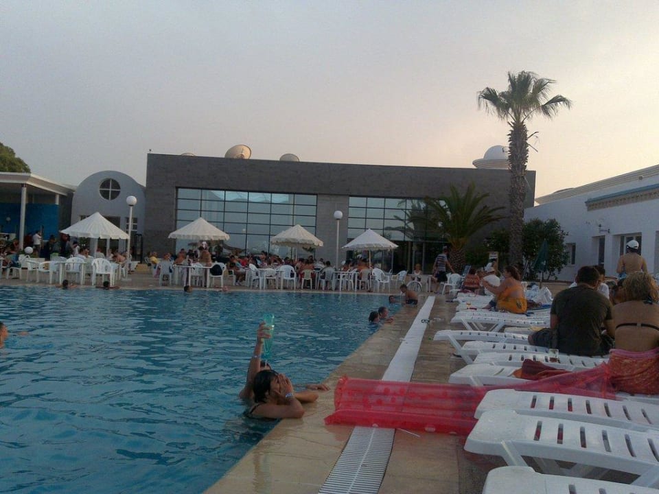Poollandschaft Eden Club