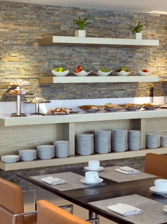 Breakfast buffet Hotel H10 London Waterloo