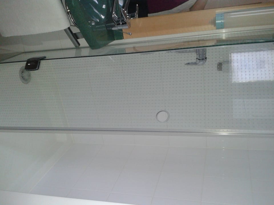 Dusche Hotel Ibis Frankfurt Centrum