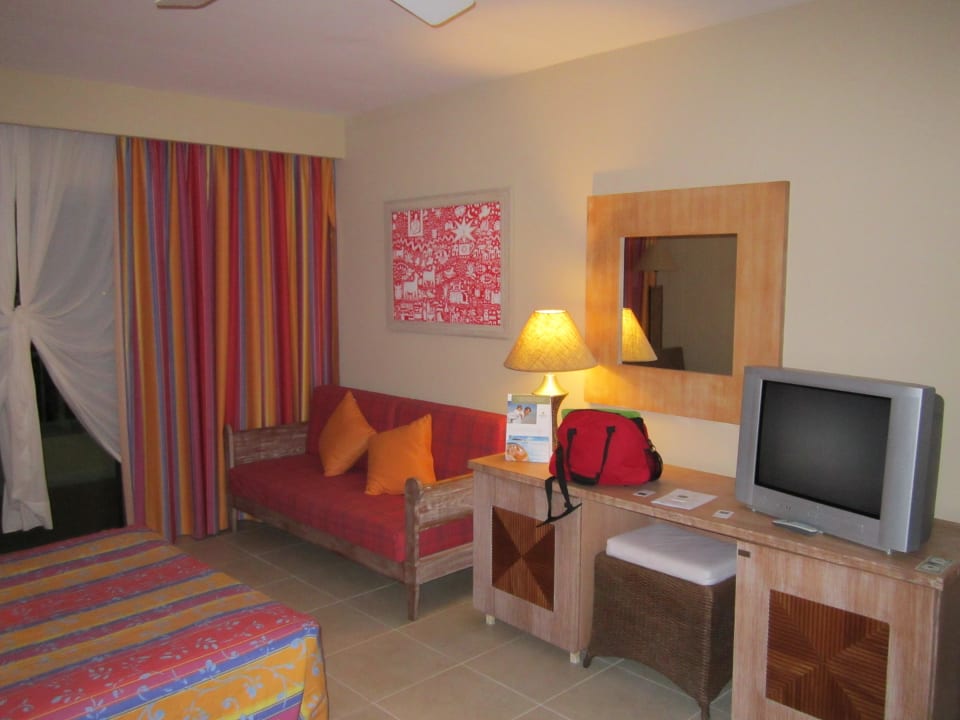 Couch Iberostar Waves Bahia