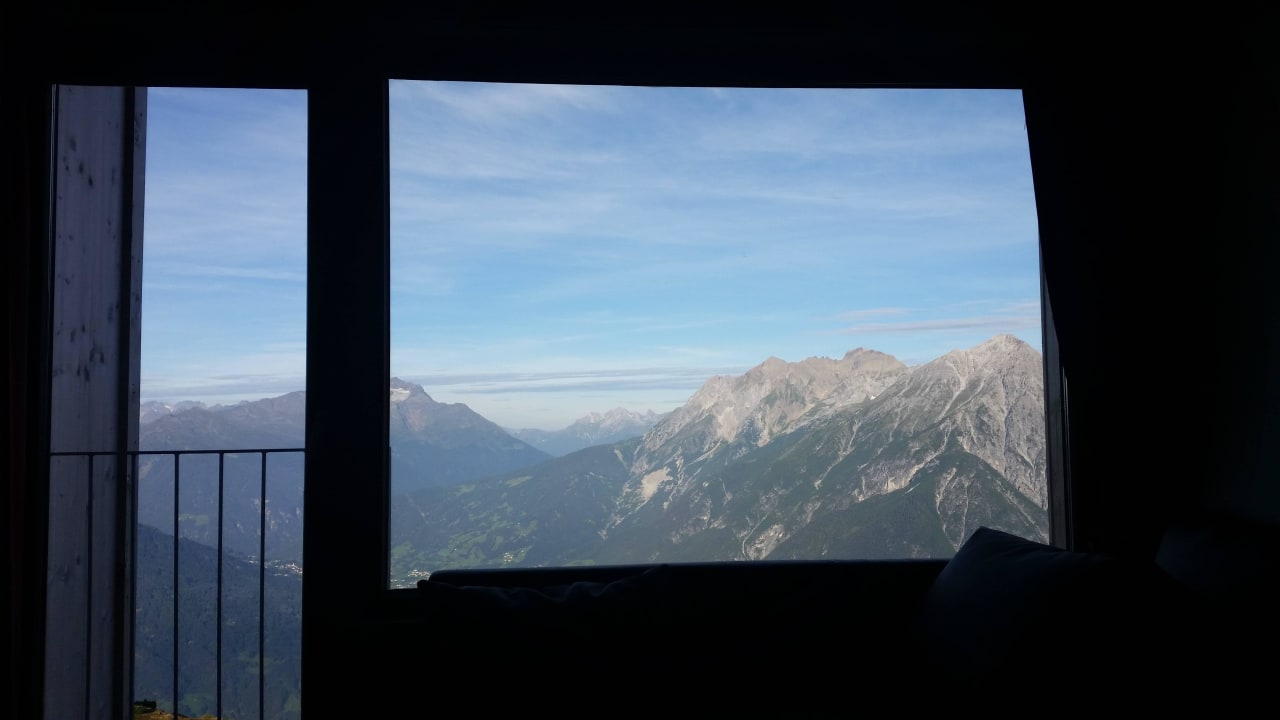 Außblick vom Bett Venet Gipfelhütte