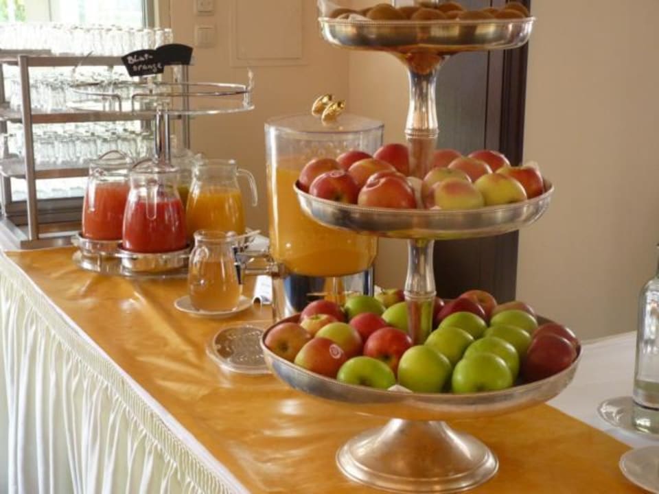 Frühstück Steigenberger Conti Hansa