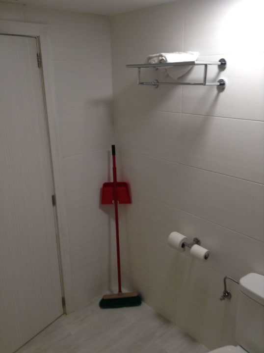 Besen und Co  Alcudia Garden Aparthotel