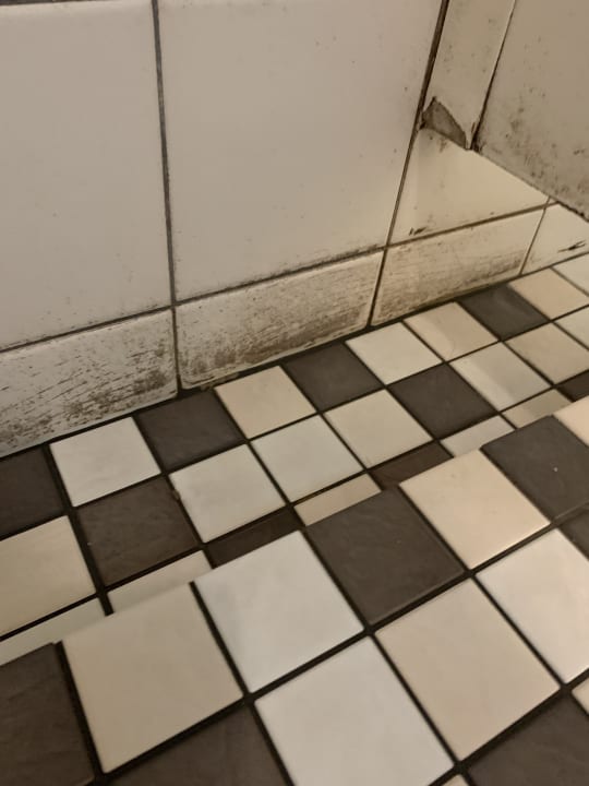 Sport & Freizeit Wellnesshotel Paradiesquelle