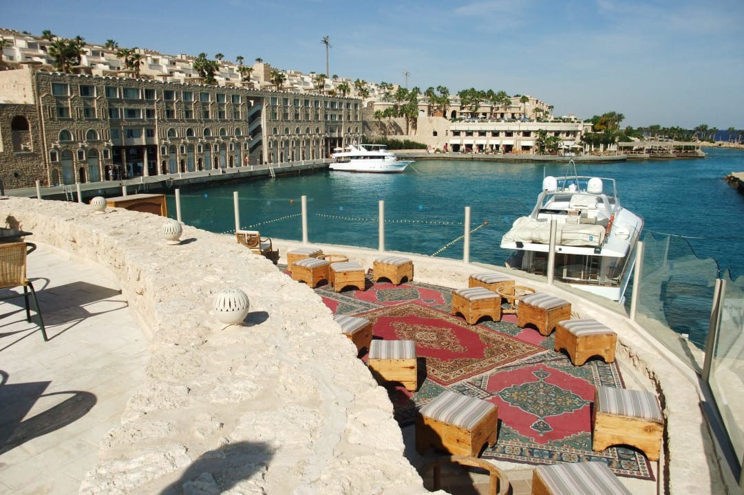Ausblick zum Hafen Pickalbatros Citadel Resort