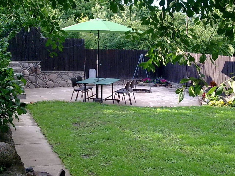 Main garden B&B Trakai City