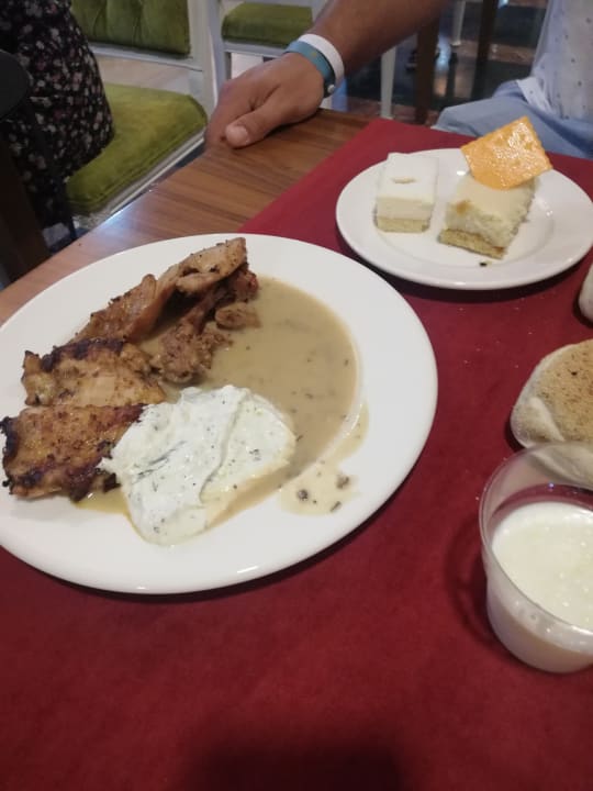 Gastro Well Palace Side