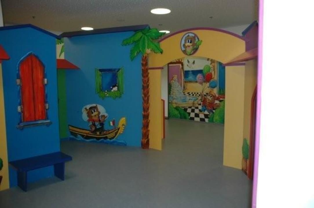 Kinderland mit Betreuung Falkensteiner Family Hotel Diadora