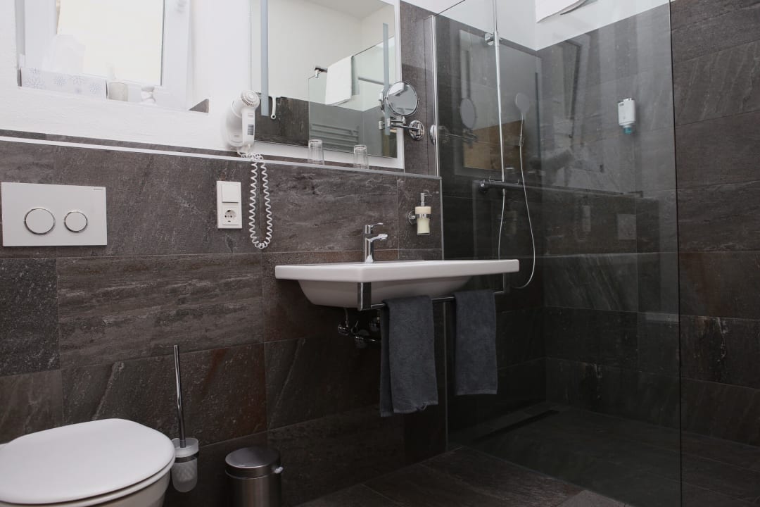 Zimmer Weingut Bastian