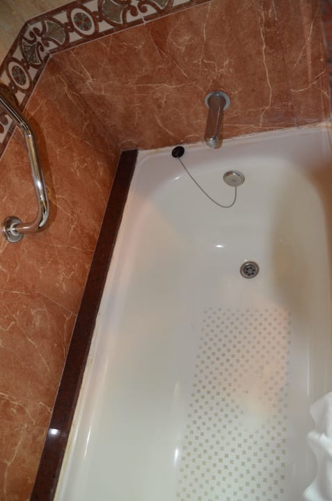 Bad mit Badewanne Hotel Riu Palace Tropical Bay