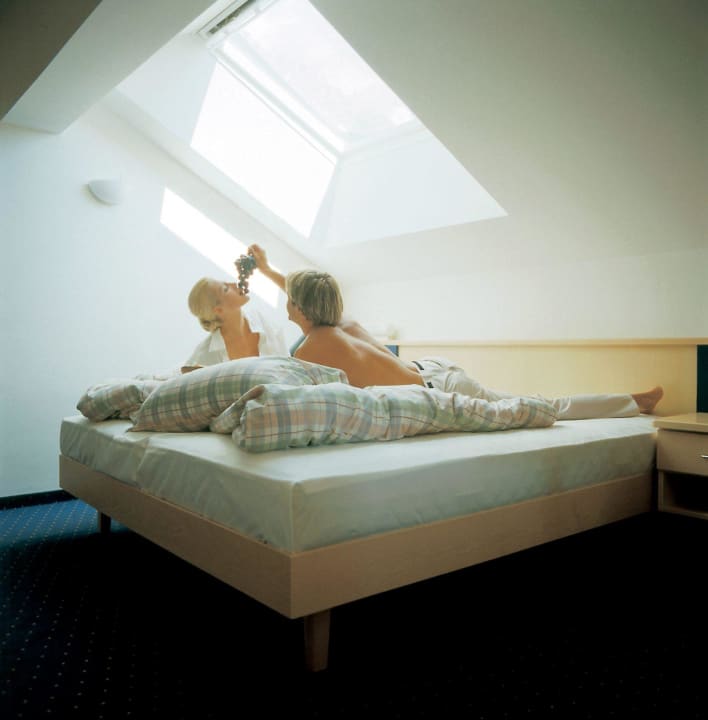 Eines unserer Schlafzimmer Hotel Zirm