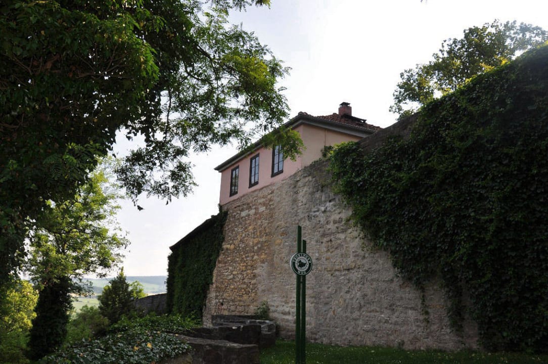 Von Aussen Hotel Auf Der Creuzburg