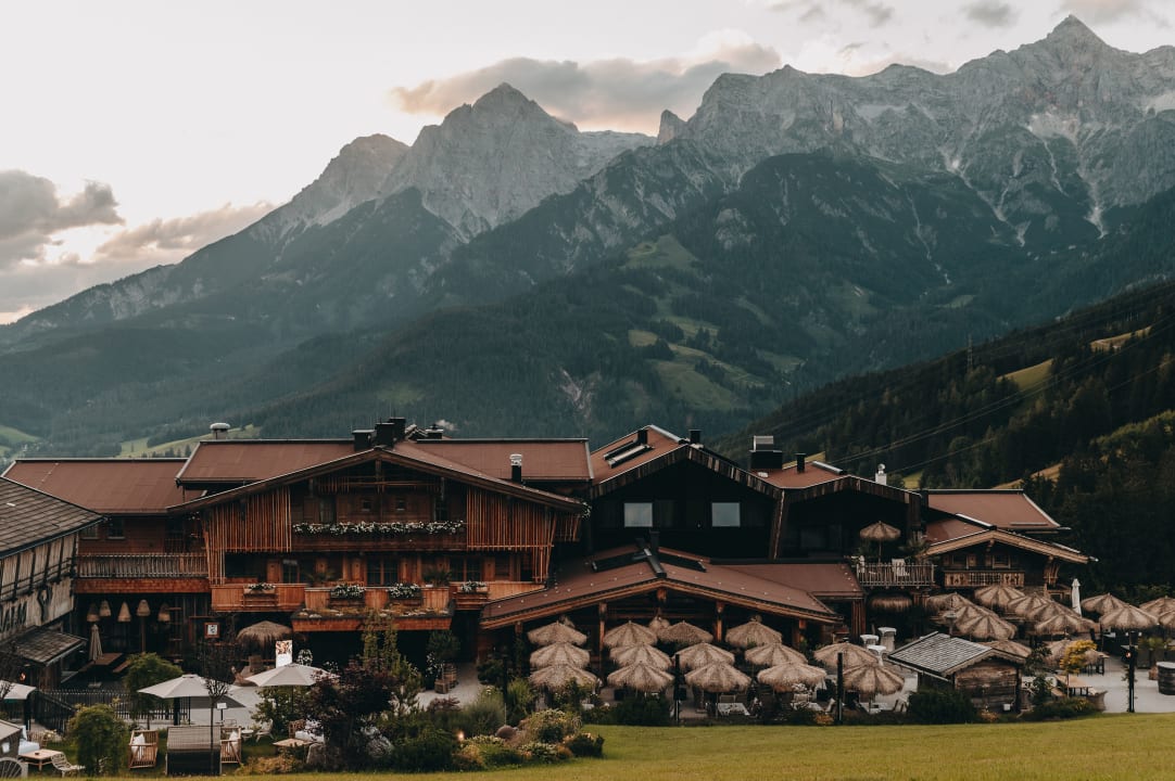 Außenansicht Jufenalm BOHO Hotel & Restaurant