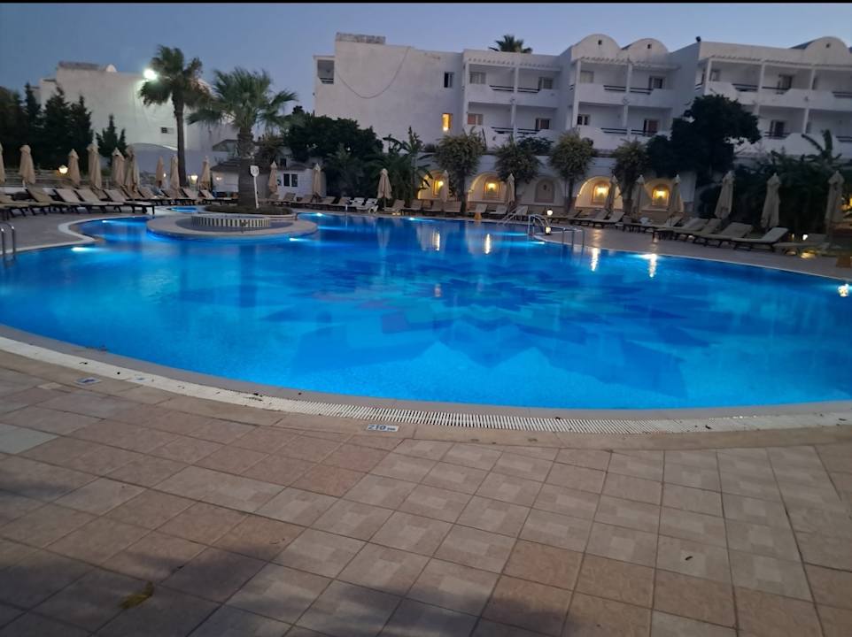 Pool Hotel Royal Nozha