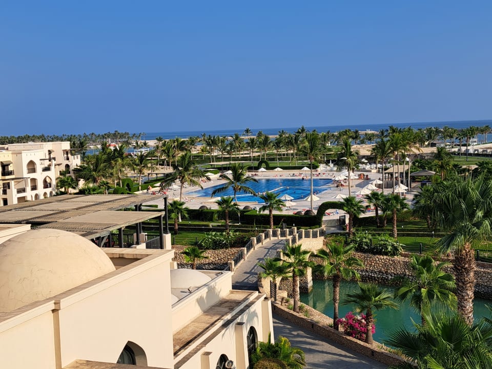 Pool Salalah Rotana Resort