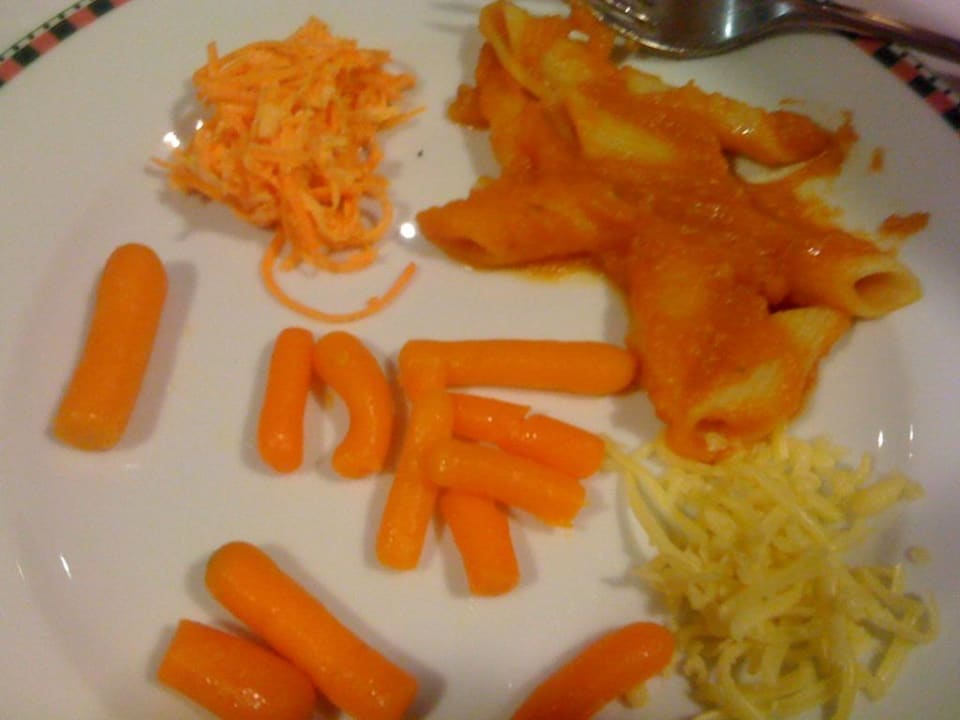 Makaron z sosem pomidorowym z bazylią Hotel Mercure Mrągowo Resort & Spa