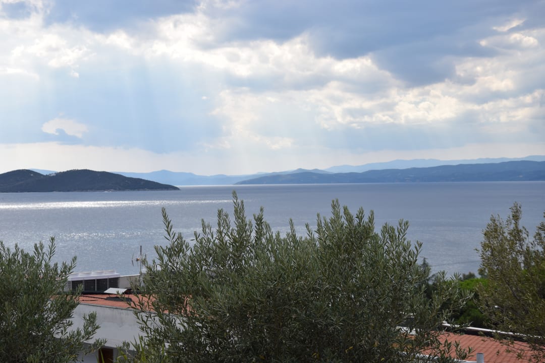 Außenansicht Akrathos Beach Hotel