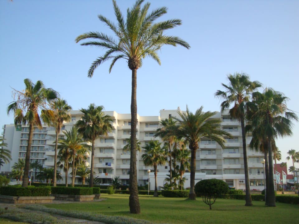 Außenansicht Hipotels Mercedes