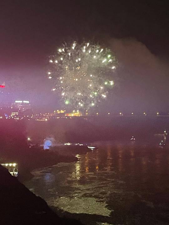 Ausblick Embassy Suites Hotel Niagara Falls / Fallsview