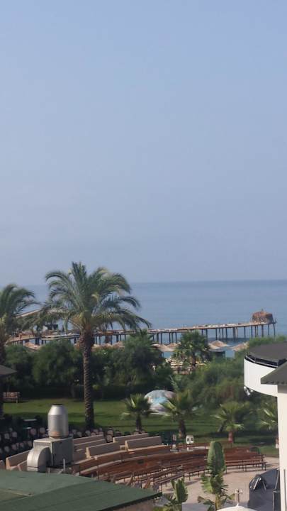 Ausblick auf die Gartenanlage Selectum Family Comfort Side