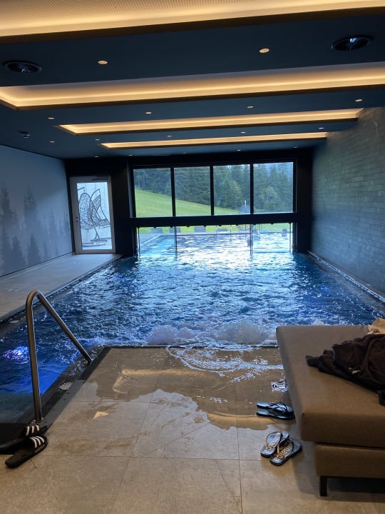 Pool Alpine Resort Sportalm