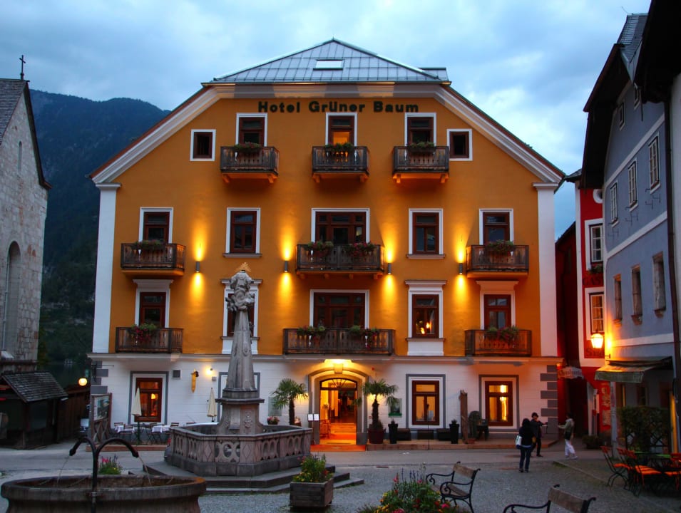 Außenansicht Marktplatz Seehotel Grüner Baum