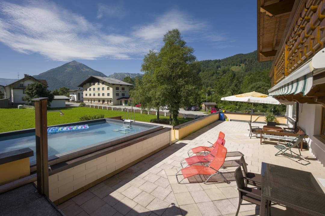 Pool Appartements Lettinger