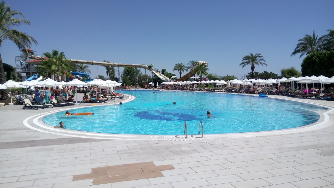 Pool Crystal Paraiso Aqua Collection