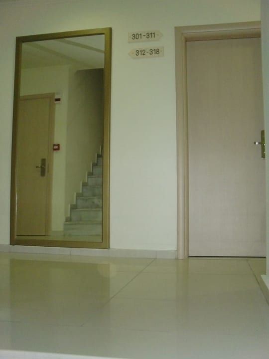 Gang Corissia Beach Hotel