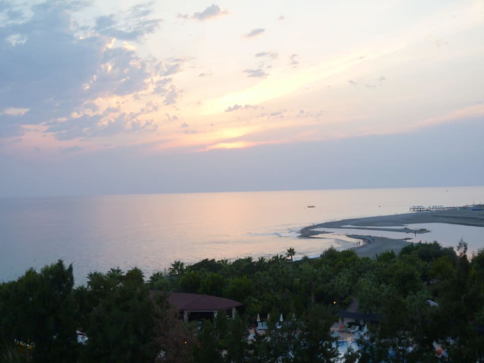 Закат Holiday Park Resort