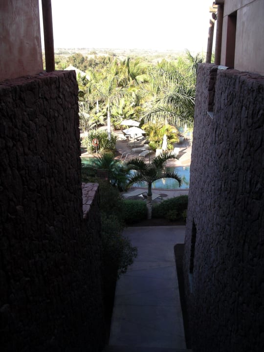 Richtung Pool Lopesan Baobab Resort