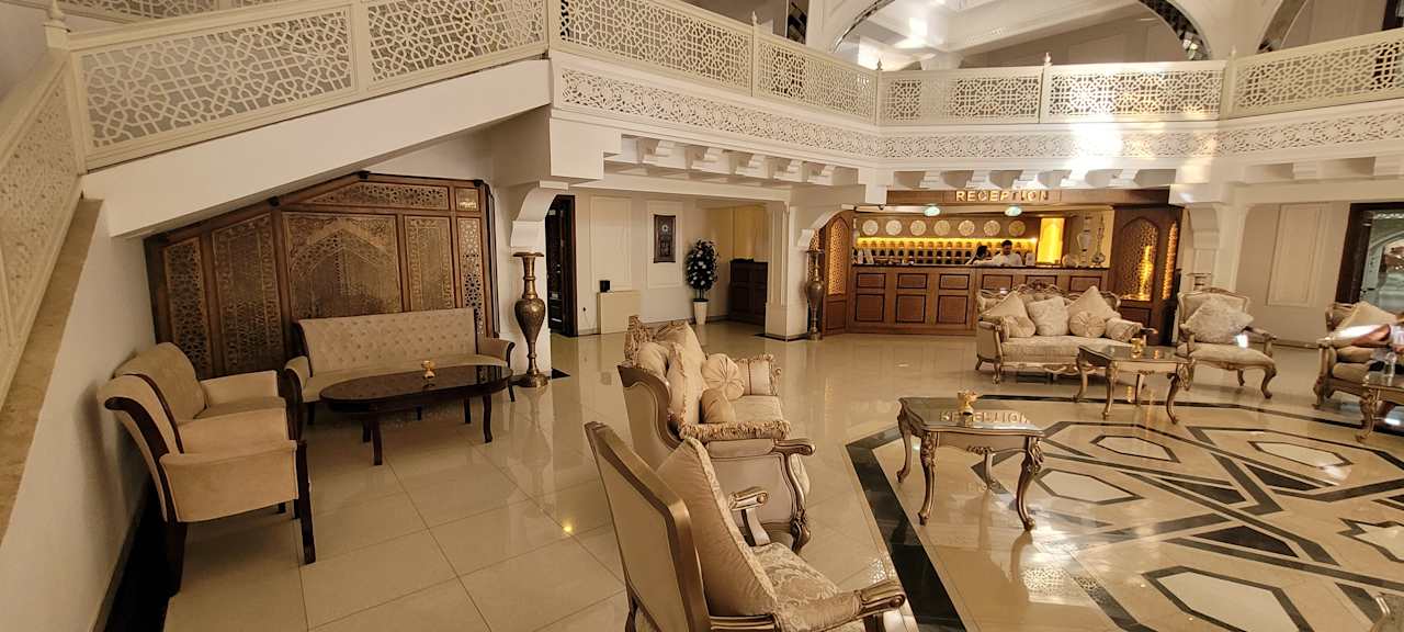 Lobby SHAHRISTAN Plaza