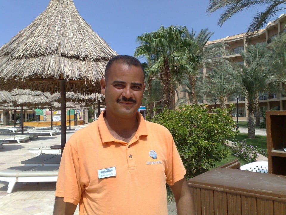 Mohammed Habshy 1aPoolboy Siva Grand Beach