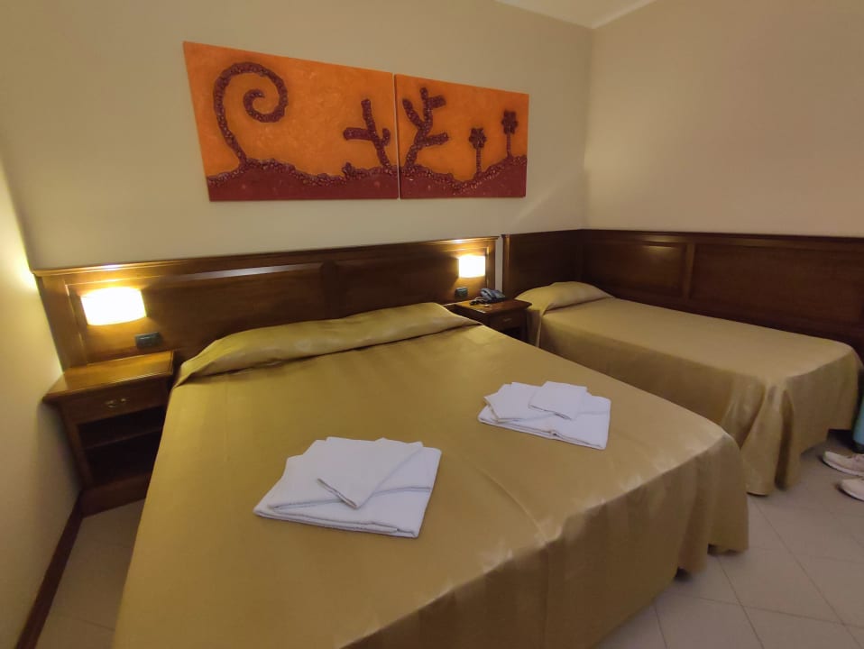 Zimmer Tropis Hotel