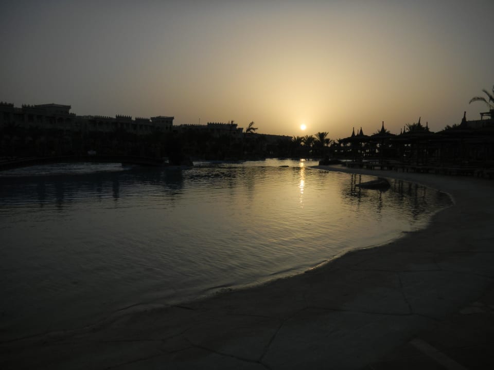 Sonnenaufgang Pickalbatros Palace Resort