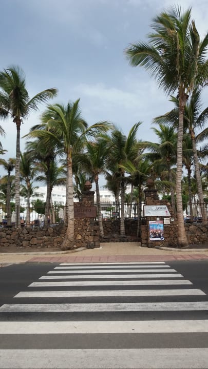 Außenansicht Hipotels La Geria