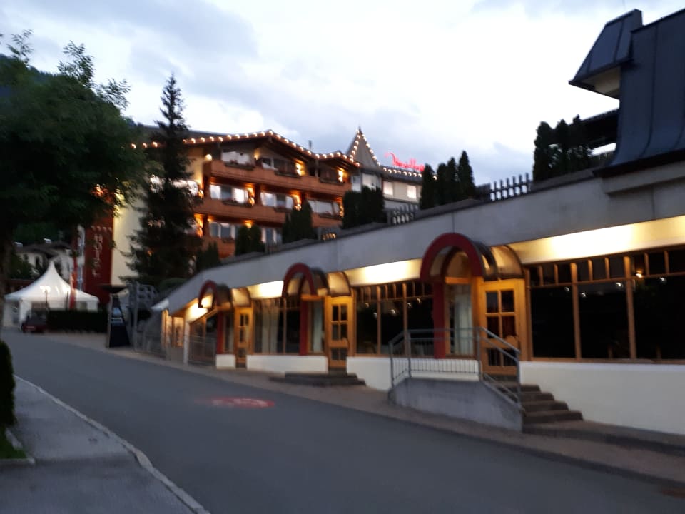 Außenansicht Vötters Verwöhnhotel Kaprun