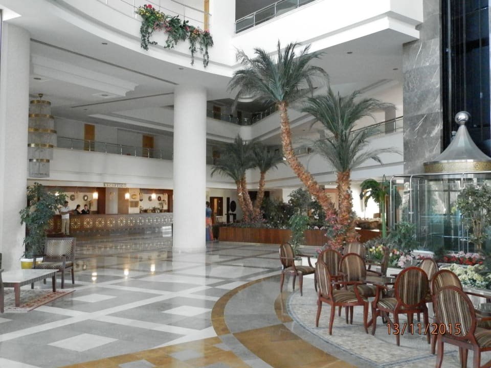 Вход Saphir Resort & Spa