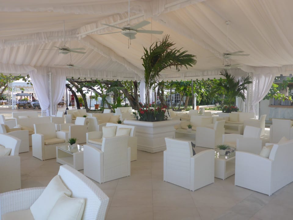 Am Strand Bahia Principe Grand El Portillo