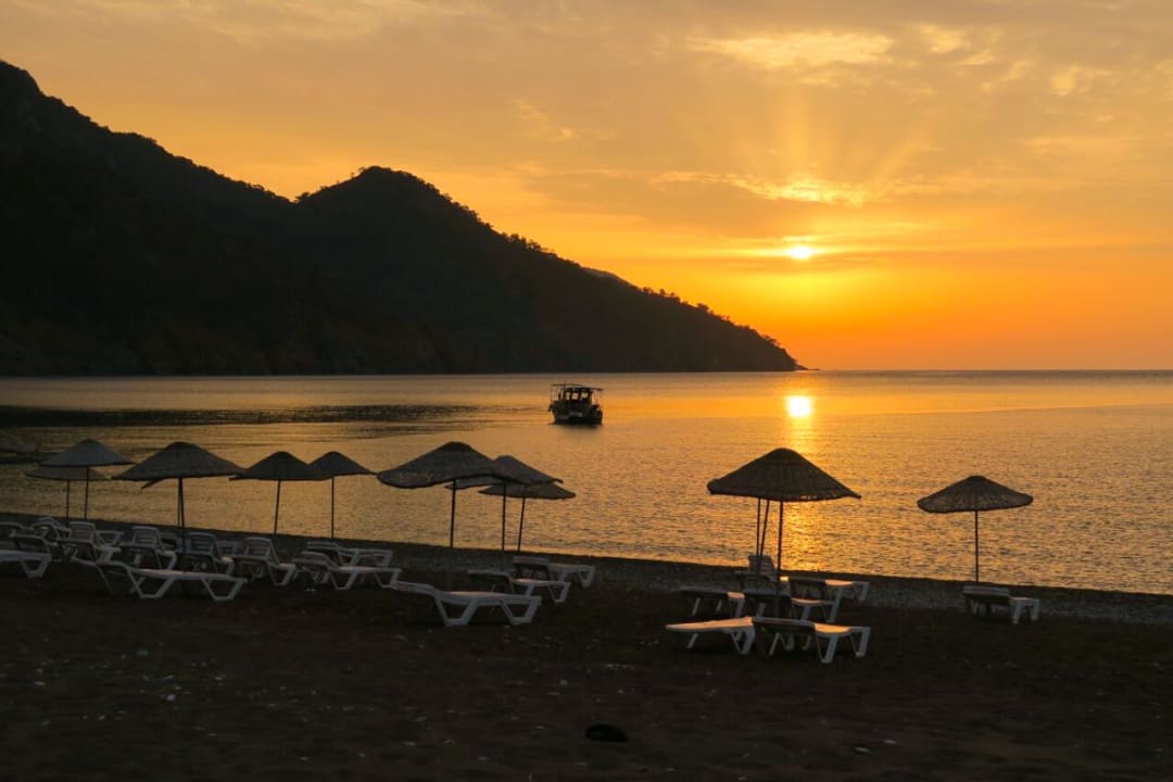 Strand LYKIA lodge | home of happiness