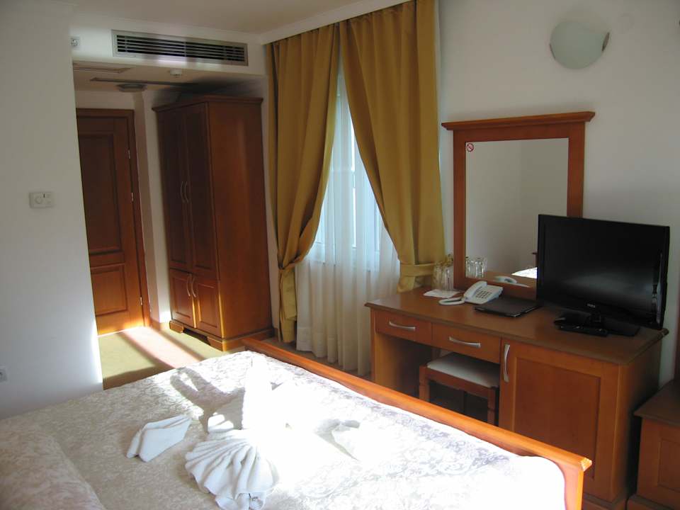 TV-Gerät Hotel Garden